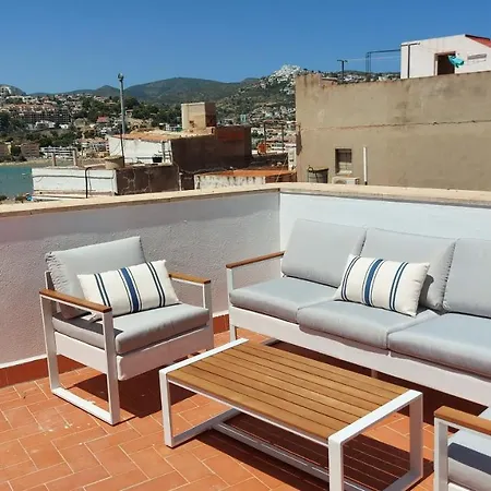 Casa Castell Alojamiento Turistico En El Casco Antiguo De Сasa de vacaciones *