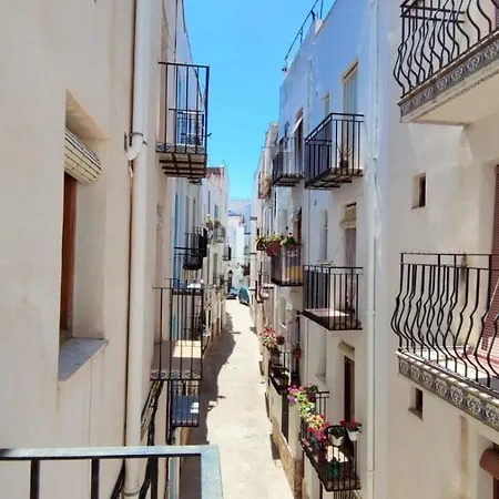 Casa Castell Alojamiento Turistico En El Casco Antiguo De * Peñíscola