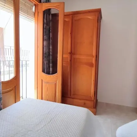 Сasa de vacaciones Casa Castell Alojamiento Turistico En El Casco Antiguo De *